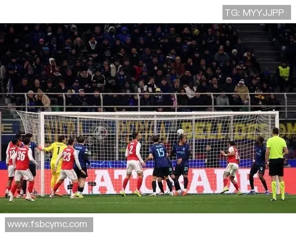 英超赛场惊现冷门巴萨与国米战成平局引发全场震惊